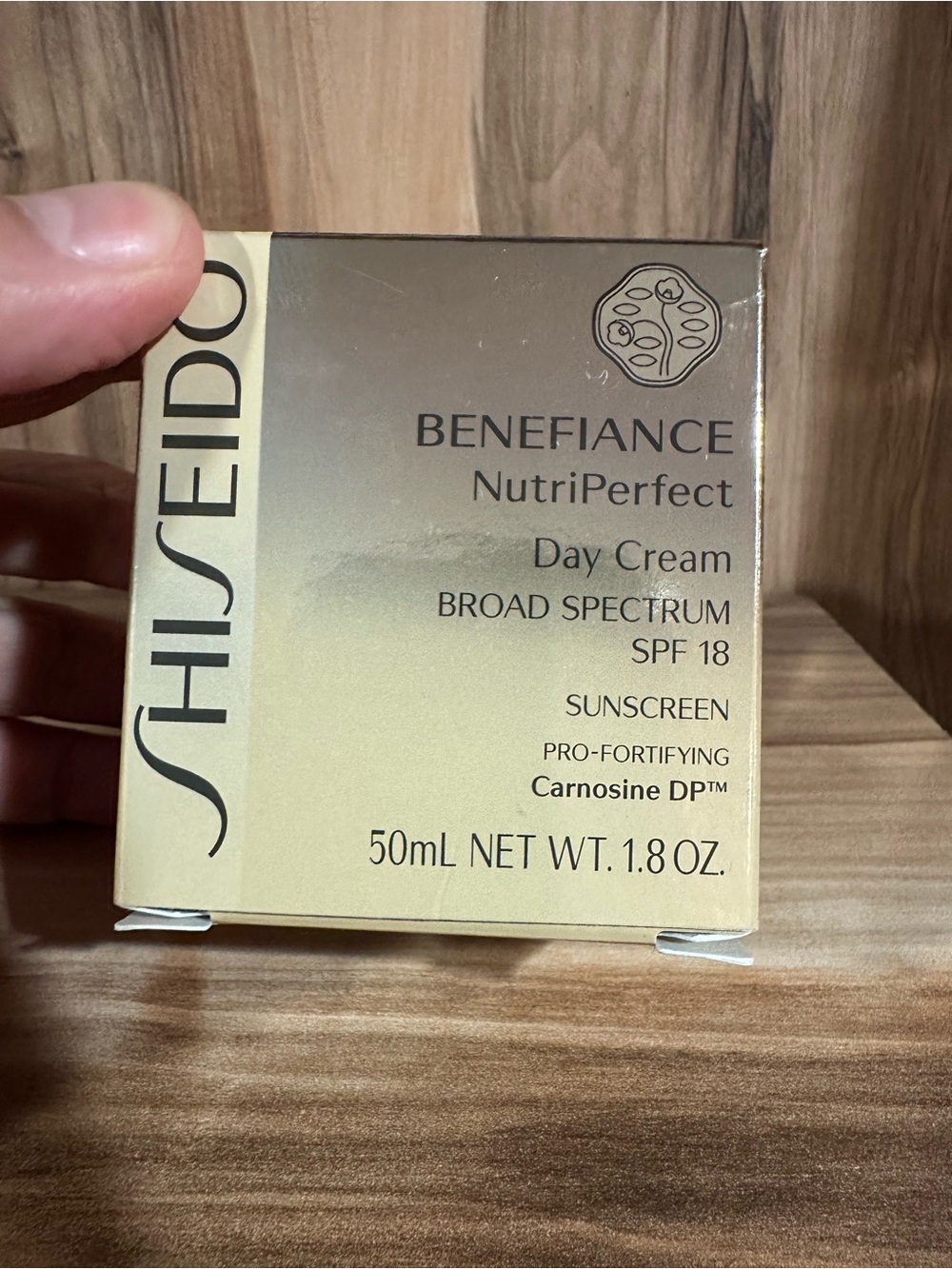Shiseido Benefiance NutriPerfect Day Cream SPF 18 - Gold